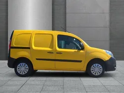 Gelb Gebraucht 2018 Renault Kangoo Van / Kleinbus | 7.740 € (Fairer Preis)