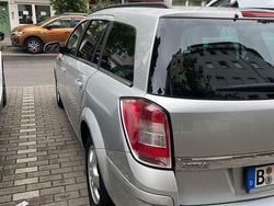 Silber Gebraucht 2010 Opel Astra Edition Kombi | 2.350 € (Guter Preis)