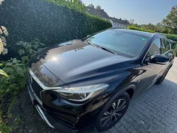 Schwarz Gebraucht 2018 Infiniti QX30 Premium SUV | 15.000 €