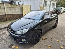 Schwarz Gebraucht 2004 Peugeot 206 CC Cabrio | 1.999 € (Fairer Preis)