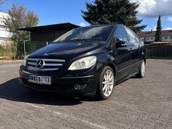 Schwarz Gebraucht 2008 Mercedes B180 Van / Kleinbus | 3.900 € (Fairer Preis)