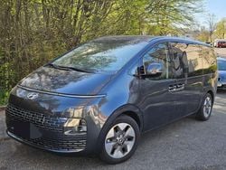 Grau Gebraucht 2023 Hyundai Staria Prime Van | 44.000 € (Fairer Preis)