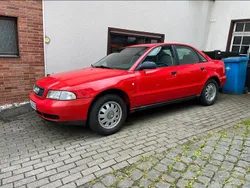 Rot Gebraucht 1995 Audi A4 Limousine | 2.000 €