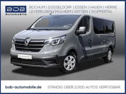 Grau Gebraucht 2022 Renault Trafic Van | 31.888 € (Guter Preis)