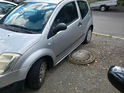 Silber Gebraucht 2008 Citroën C2 Kleinwagen | 399 €
