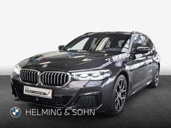 Grau Gebraucht 2023 BMW 530e M Sport Kombi | 42.811 €