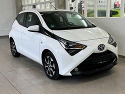 Weiß Gebraucht 2021 Toyota Aygo Kleinwagen | 12.500 € (Fairer Preis)