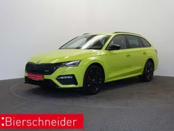 Gruen Gebraucht 2022 Skoda Octavia Active Kombi | 27.950 € (Guter Preis)