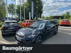 Schwarz Gebraucht 2024 BMW 330 M Sport Kombi | 42.480 € (Superpreis)