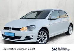 Weiß Gebraucht 2016 VW Golf VII LOUNGE Limousine | 13.790 € (Guter Preis)