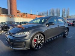 Grau Gebraucht 2016 VW Golf Sportline Limousine | 14.900 € (Guter Preis)