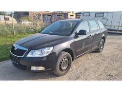 Schwarz Gebraucht 2010 Skoda Octavia Elegance Kombi | 6.000 € (Fairer Preis)