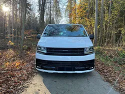 Weiß Gebraucht 2017 VW T6 Highline Van | 25.500 €