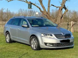 Silber Gebraucht 2015 Skoda Octavia Style Kombi | 13.999 € (Fairer Preis)