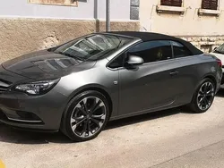 Grau Gebraucht 2018 Opel Cascada Ultimate Cabrio | 16.300 € (Fairer Preis)