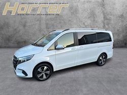 Bergkristallweiã metallic Gebraucht 2024 Mercedes V220 Van / Kleinbus | 54.790 € (Etwas zu teuer)