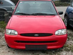 Rot Gebraucht 1998 Ford Escort Kleinwagen | 600 € (Etwas zu teuer)