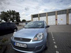 Gebraucht 2007 Ford Fiesta Ambiente Kleinwagen | 1.450 € (Fairer Preis)