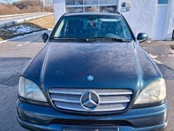 Schwarz Gebraucht 2001 Mercedes ML320 SUV | 2.300 € (Superpreis)
