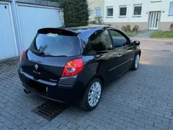 Schwarz Gebraucht 2007 Renault Clio II Kleinwagen | 2.199 € (Fairer Preis)
