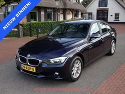Blau Gebraucht 2012 BMW 320 Executive Limousine | 8.450 € (Fairer Preis)