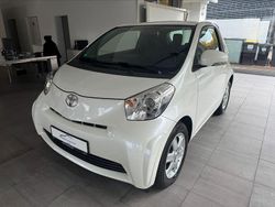 Weiß Gebraucht 2014 Toyota iQ Basis Kleinwagen | 6.900 € (Teuer)