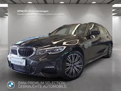 Schwarz Gebraucht 2022 BMW 330e M Sport Kombi | 30.960 € (Superpreis)