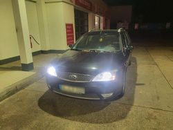Schwarz Gebraucht 2003 Ford Mondeo Ghia Kombi | 1.000 € (Fairer Preis)