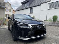 Gebraucht 2015 Lexus NX300h E-FOUR F-Sport SUV | 25.390 € (Etwas zu teuer)