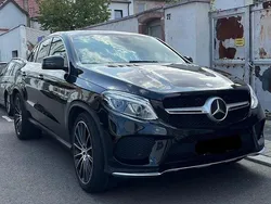 Schwarz Gebraucht 2017 Mercedes GLE500 AMG line Coupé | 45.000 € (Teuer)