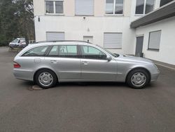 Silber Gebraucht 2005 Mercedes E280 Classic Kombi | 3.990 € (Fairer Preis)