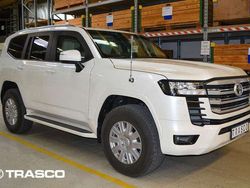 White pearl Neu 2025 Toyota Land Cruiser SUV | 380.800 €