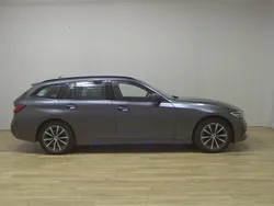 Grau Gebraucht 2020 BMW 320 Sport Line Kombi | 19.680 € (Guter Preis)