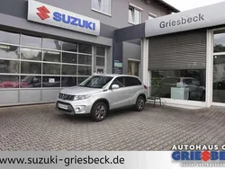 Silky silver metallic Gebraucht 2018 Suzuki Vitara SUV | 21.500 € (Etwas zu teuer)