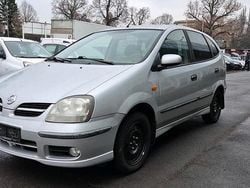 Silver (m) Gebraucht 2005 Nissan Almera Tino Acenta+ Van / Kleinbus | 1.350 € (Guter Preis)