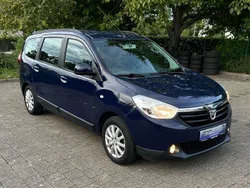Blau Gebraucht 2016 Dacia Lodgy Lauréate Van / Kleinbus | 8.880 € (Fairer Preis)