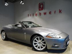 Lunargrey Gebraucht 2007 Jaguar XKR Cabrio | 40.941 € (Teuer)