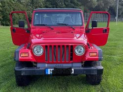 Rot Gebraucht 1997 Jeep Wrangler Sport SUV | 11.500 € (Fairer Preis)