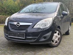 Schwarz Gebraucht 2010 Opel Meriva Edition Van / Kleinbus | 1.550 € (Fairer Preis)