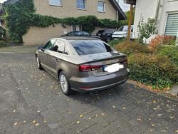 Grau Gebraucht 2014 Audi A3 Ambition Limousine | 12.999 € (Guter Preis)