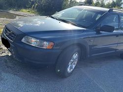 Blau Gebraucht 2006 Volvo C70 Limousine | 2.200 €