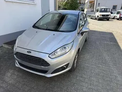 Silber Gebraucht 2014 Ford Fiesta SYNC Edition Kleinwagen | 5.900 € (Fairer Preis)