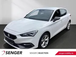 Weiß Gebraucht 2021 Seat Leon FR | 22.890 € (Fairer Preis)