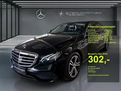 Metalliclack obsidianschwarz Gebraucht 2019 Mercedes E220 Limousine | 27.980 € (Guter Preis)