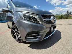 Grau Gebraucht 2019 Mercedes V300 AMG line Van / Kleinbus | 39.990 € (Etwas zu teuer)