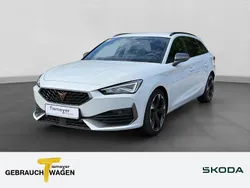 Weiß Gebraucht 2023 Cupra Leon Kombi | 25.490 € (Superpreis)