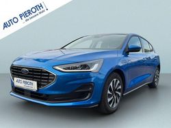 Blau Gebraucht 2023 Ford Focus Titanium Limousine | 17.350 € (Fairer Preis)