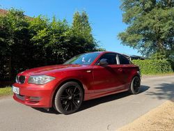 Rot Gebraucht 2009 BMW 120 Coupé Coupé | 4.950 €