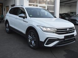Weiß Gebraucht 2022 VW Tiguan Allspace Life SUV | 19.990 € (Guter Preis)