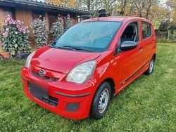 Rot Gebraucht 2009 Daihatsu Cuore Kleinwagen | 1.300 € (Fairer Preis)